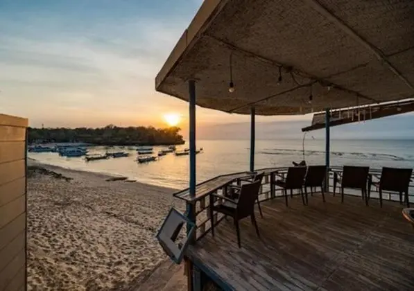Mushroom Beach Bungalow - Plaj