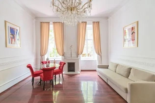 Music Academy Suite - İç Mekan