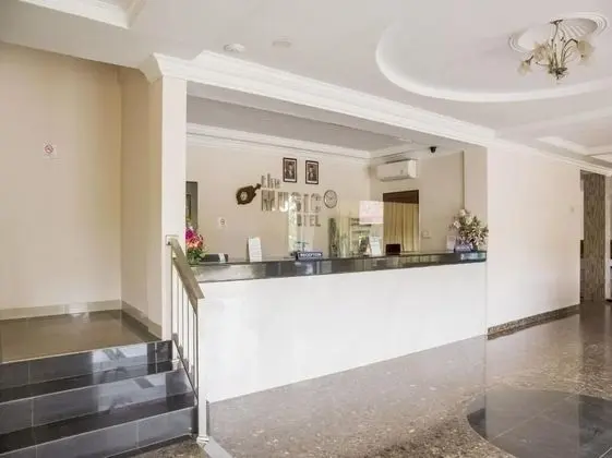 The Music Hotel - Lobi