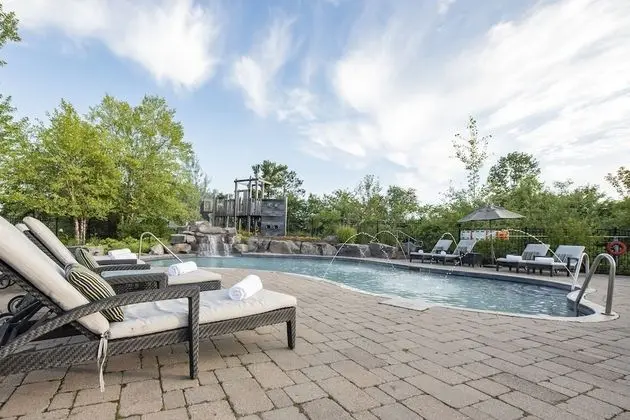 Muskoka Bay Resort - Havuz