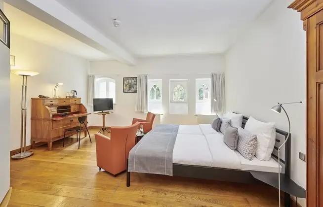 Hotel MutterHaus Düsseldorf - Öne Çıkan Resim