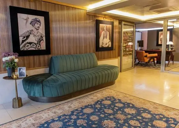 MUZE Hotel - Lobi