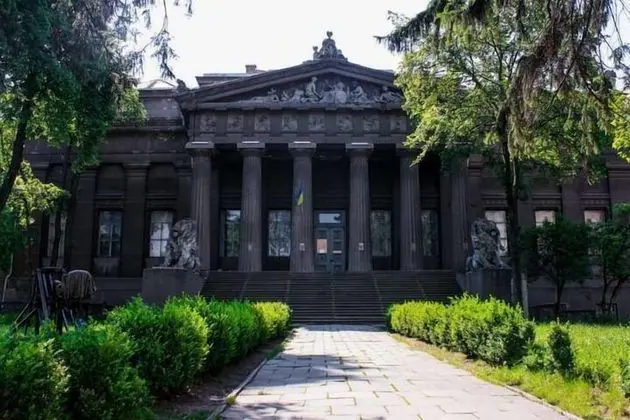 MUZeYNY - hostel