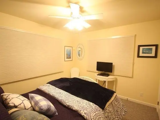 Mv6: Lover's Point Mermaid Cottage - Oda