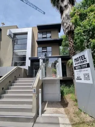 MVV Motel & Comfy Kew Apartment
