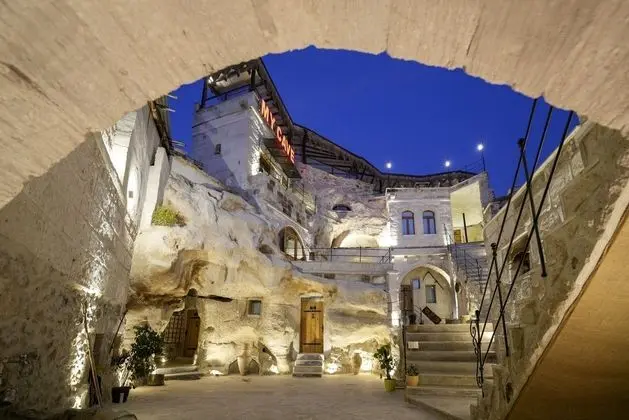 My Cave Suites - Genel
