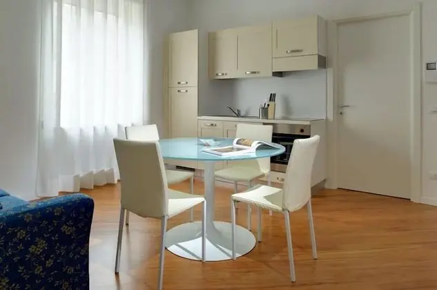 My House Apartments Cremona - Oda Düzeni