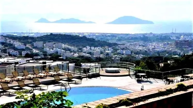My Mira Deluxe Resort Hotel