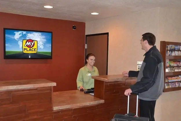 My Place Hotel - Brookings, SD - Lobi