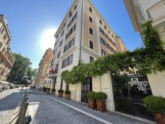 My Summer in Rome Spacious 2BR 2 Bath Home With a Balcony Near Famed Piazza del Popolo