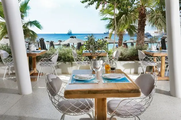 Mykonos Dove beach hotel - Yeme / İçme