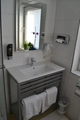 Myrsini Hotel - Banyo Tipleri