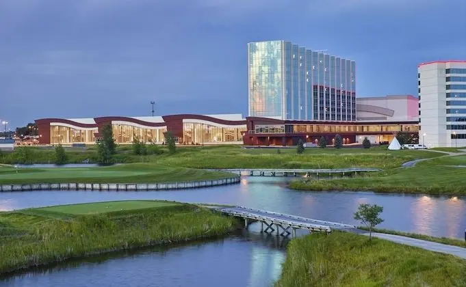 Mystic Lake Casino Hotel - Dış Mekan