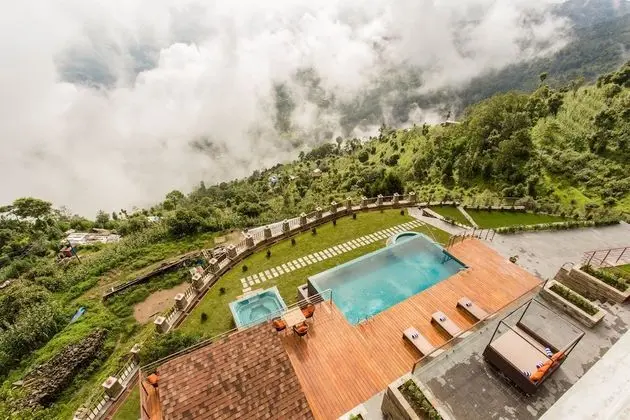 Hotel Mystic Mountain - Havuz