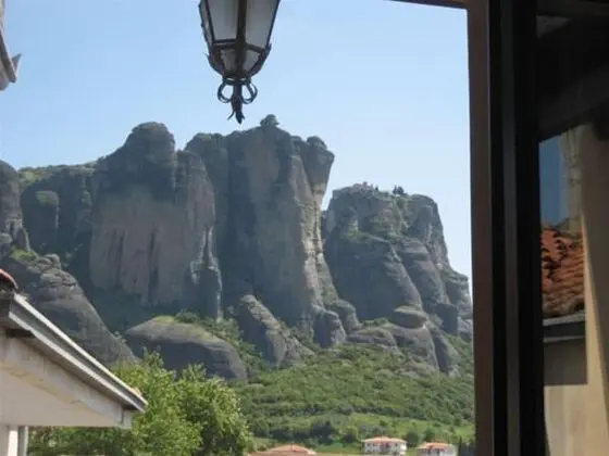 Mythos Guesthouse