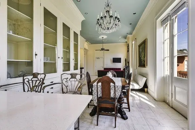 N Rampart Apartments - Lux 3BD 2BA French Quarter w Courtyard - İç Mekan
