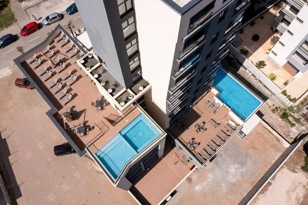 N Hotel - Havuz