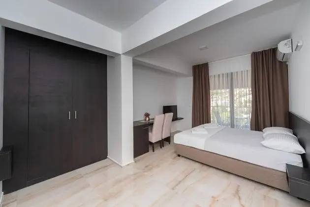 N Hotel - Oda