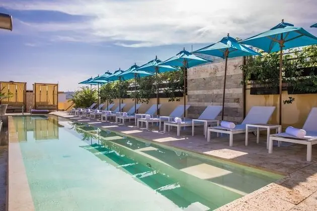 Nacar Hotel Cartagena, Curio Collection by Hilton - Havuz