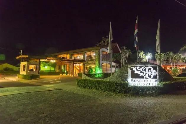 Nacazcol Hotel & Villas
