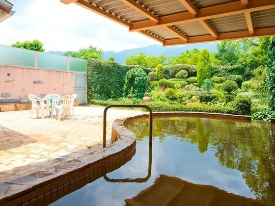 Hotel Nadeshiko