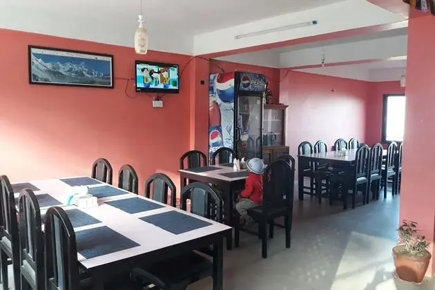 Hotel Nagarkot Holiday Inn - Yerinde Yemek
