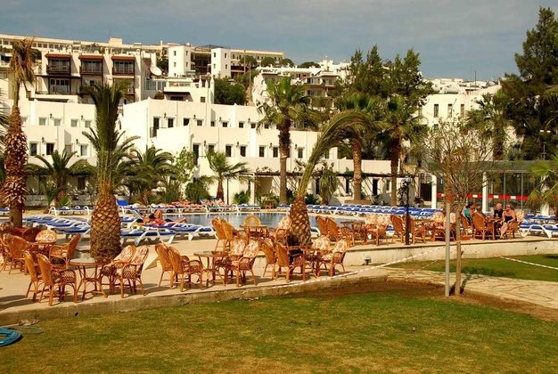 Nagi Beach HotelFotoğrafı