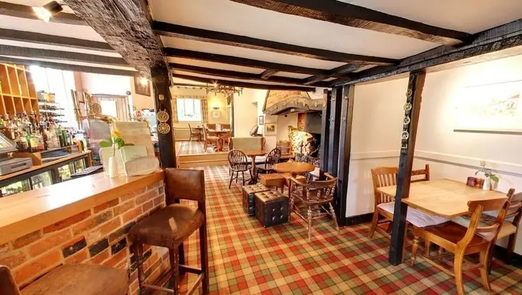 The Nags Head - Lobi