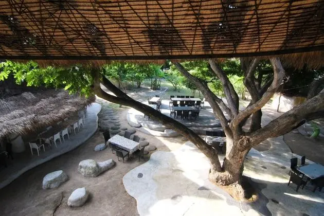 Naidee Sculptured Huts - Dış Mekan