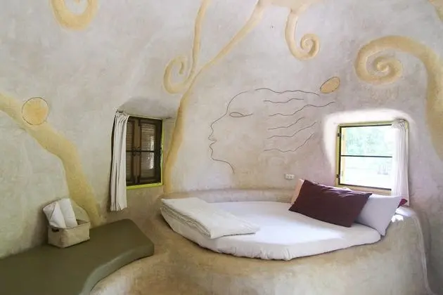 Naidee Sculptured Huts - Oda