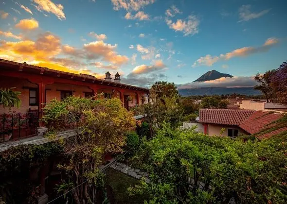 Naif Boutique Hotel & Gallery