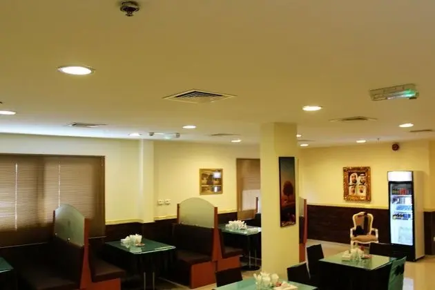 Naif view Hotel By Gemstones - Yerinde Yemek