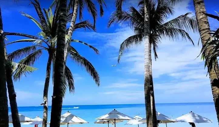 Naiharn Condominium Phuket - Plaj