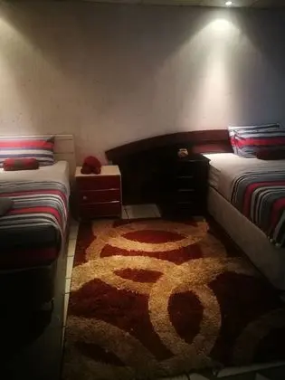 Naisar Sparkling White Apartment - Oda