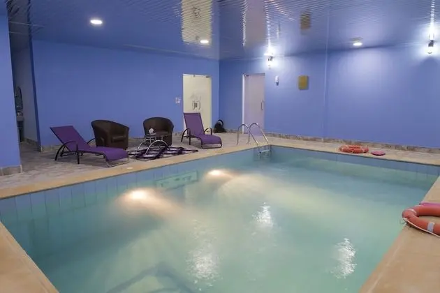 Najd Peak Hotel Apartments - Havuz