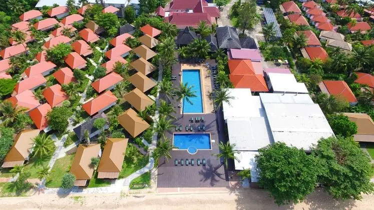 Nakara Long Beach Resort - Dış Mekan