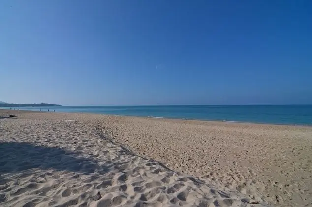 Nakara Long Beach Resort - Plaj