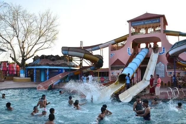 Nakhrali Dhani Village Resort - Havuz