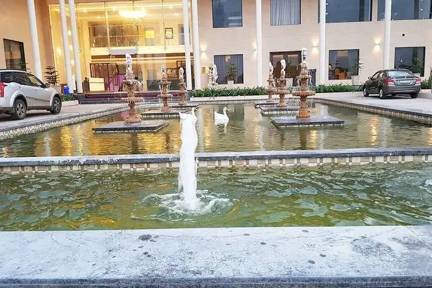 Nakshatra Hotel & Resort - Dış Mekan