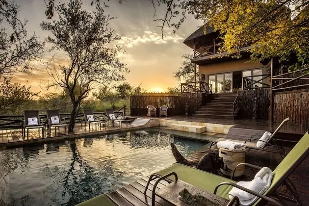 Naledi Game Lodges - Öne Çıkan Resim