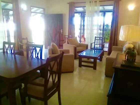 NALENDRA Beachfront villa - Yerinde Yemek