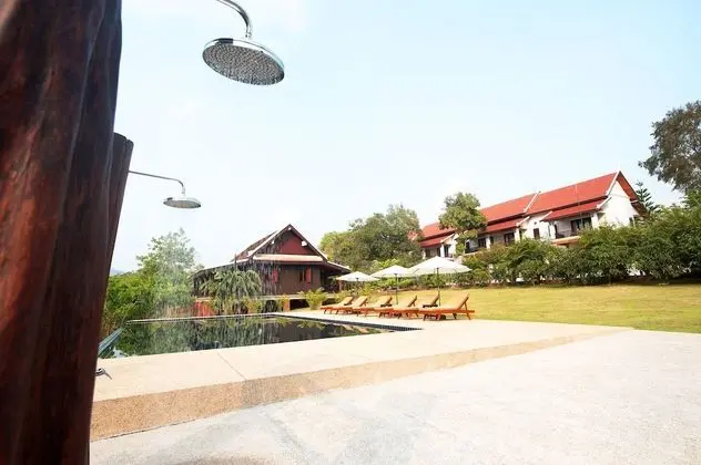 Nam Ou Riverside Hotel & Resort - 1