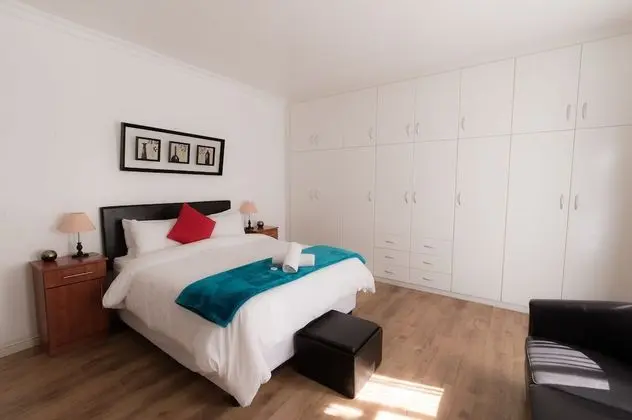 Nama White Guest House - Oda