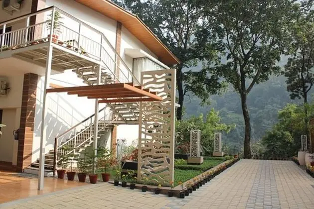 Namami Ganges Resort - Dış Mekan