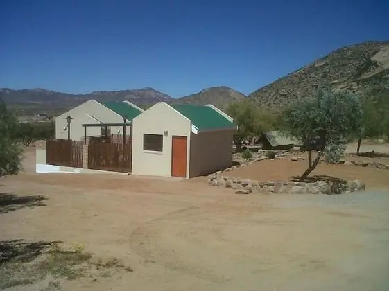 Namastat Lodge & Caravan Park