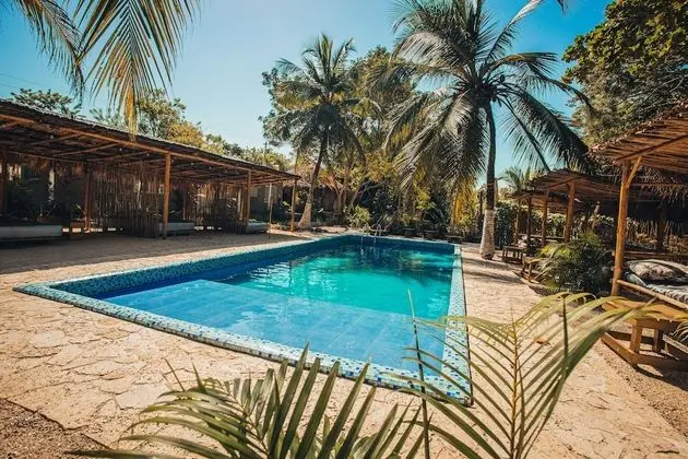 Namaste Beach Club & Hotel - Havuz