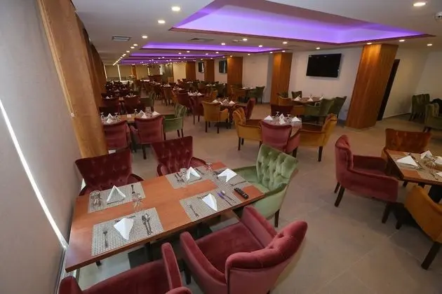 Hotel Name Samawer by Wynndham Amman Hotel - Yerinde Yemek