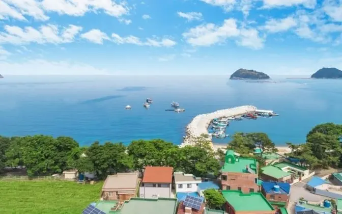 Namhae Badapunggyeong Pension Dosieobu
