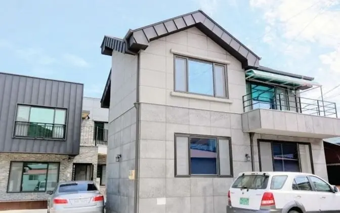 Namhae Bakatio Pension