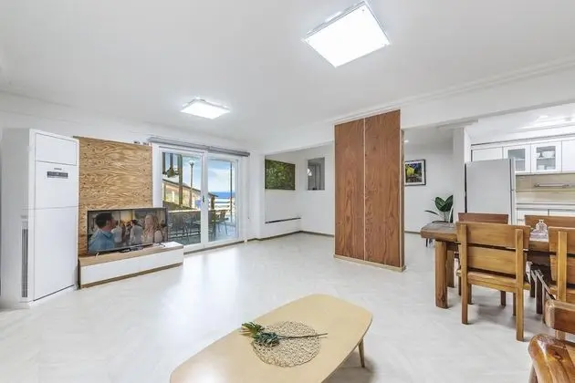 Namhae Jjhouse Pension